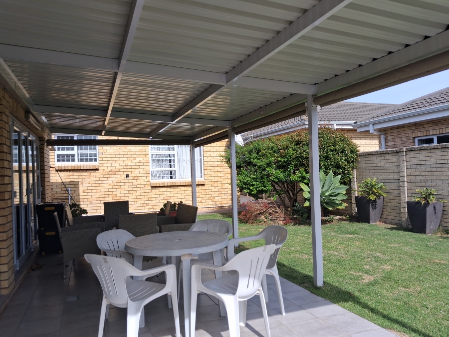 1 Bedroom Property for Sale in Walmer Heights Eastern Cape
